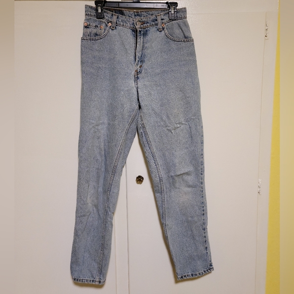 Levi's Vintage 550 Jeans - Picture 2 of 5